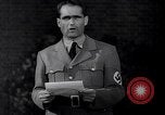 Standbild Rudolf Hess bekräftigt Hitlers Glauben in die Sturmabteilung Königsberg Deutschland, 1934, aus Sekunde 29 historischem Filmmaterial Videoclip 65675039019
