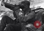 Standbild United States Army Soldaten Perriers-en-Beauficel Frankreich, 1944, aus Sekunde 29 historischem Filmmaterial Videoclip 65675039021
