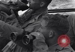 Standbild United States Army Soldaten Perriers-en-Beauficel Frankreich, 1944, aus Sekunde 47 historischem Filmmaterial Videoclip 65675039021