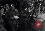 Standbild United States Army Soldaten Saint-Michel-de-Montaigne Frankreich, 1944, aus Sekunde 20 historischem Filmmaterial Videoclip 65675039022