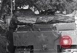 Standbild United States Army Soldaten Saint-Michel-de-Montaigne Frankreich, 1944, aus Sekunde 25 historischem Filmmaterial Videoclip 65675039022