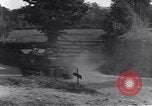 Standbild United States Army Soldaten Saint-Michel-de-Montaigne Frankreich, 1944, aus Sekunde 41 historischem Filmmaterial Videoclip 65675039022