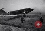 Standbild Obersten Alliierten Befehlshaber General Dwight D Normandie Frankreich, 1944, aus Sekunde 23 historischem Filmmaterial Videoclip 65675039027