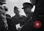 Standbild Obersten Alliierten Befehlshaber General Dwight D Normandie Frankreich, 1944, aus Sekunde 58 historischem Filmmaterial Videoclip 65675039027
