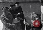Standbild Winston Churchill bald nach der Invasion der Normandie Frankreich, 1944, aus Sekunde 60 historischem Filmmaterial Videoclip 65675039029
