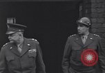 Standbild General Eisenhower Bastogne Belgien, 1945, aus Sekunde 5 historischem Filmmaterial Videoclip 65675039030