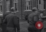 Immagine di Generale Dwight Eisenhower Bastogne Belgio, 1945, secondo 6 filmato di repertorio 65675039033
