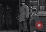 Immagine di Generale Dwight Eisenhower Bastogne Belgio, 1945, secondo 22 filmato di repertorio 65675039033