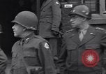 Immagine di Generale Dwight Eisenhower Bastogne Belgio, 1945, secondo 31 filmato di repertorio 65675039033
