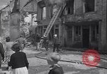 Standbild Französische Feuerwehrleute Zweiten Weltkrieg Carentan Normandie Frankreich, 1944, aus Sekunde 39 historischem Filmmaterial Videoclip 65675039037