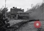 Immagine di Soldati statunitensi Amfreville Francia, 1944, secondo 20 filmato di repertorio 65675039039