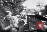 Immagine di Americani prigionieri di guerra Francia, 1944, secondo 16 filmato di repertorio 65675039043