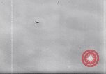 Immagine di Americani prigionieri di guerra Francia, 1944, secondo 27 filmato di repertorio 65675039043