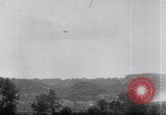 Immagine di Americani prigionieri di guerra Francia, 1944, secondo 29 filmato di repertorio 65675039043