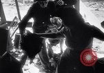 Immagine di Americani prigionieri di guerra Francia, 1944, secondo 56 filmato di repertorio 65675039043
