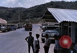 Standbild Transportng Bomben in einer offenen Beteiligung Lkw U-Tapao Royal Thai Air Force Base Thailand, 1969, aus Sekunde 15 historischem Filmmaterial Videoclip 65675039066