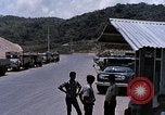 Standbild Transportng Bomben in einer offenen Beteiligung Lkw U-Tapao Royal Thai Air Force Base Thailand, 1969, aus Sekunde 32 historischem Filmmaterial Videoclip 65675039066