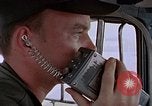 Standbild Transportng Bomben in einer offenen Beteiligung Lkw U-Tapao Royal Thai Air Force Base Thailand, 1969, aus Sekunde 48 historischem Filmmaterial Videoclip 65675039066