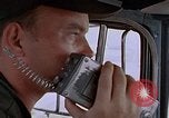 Standbild Transportng Bomben in einer offenen Beteiligung Lkw U-Tapao Royal Thai Air Force Base Thailand, 1969, aus Sekunde 53 historischem Filmmaterial Videoclip 65675039066