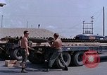 Standbild M 117 Allgemeine Bomben U-Tapao Royal Thai Air Force Base Thailand, 1969, aus Sekunde 7 historischem Filmmaterial Videoclip 65675039069