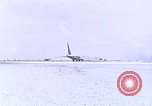 Standbild Boeing B-52D Flugzeuge bei U-Tapao Royal Thai Air Force Base Thailand, 1969, aus Sekunde 1 historischem Filmmaterial Videoclip 65675039073