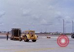 Standbild Mk 82 Bomben U-Tapao Royal Thai Air Force Base Thailand, 1969, aus Sekunde 15 historischem Filmmaterial Videoclip 65675039075