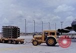 Standbild Mk 82 Bomben U-Tapao Royal Thai Air Force Base Thailand, 1969, aus Sekunde 27 historischem Filmmaterial Videoclip 65675039075