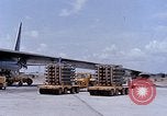 Standbild Mk 82 Bomben U-Tapao Royal Thai Air Force Base Thailand, 1969, aus Sekunde 50 historischem Filmmaterial Videoclip 65675039075