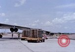 Standbild Mk 82 Bomben U-Tapao Royal Thai Air Force Base Thailand, 1969, aus Sekunde 58 historischem Filmmaterial Videoclip 65675039075