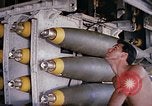 Standbild Flieger Bombe in der Nähe der Bucht von B-52-Bomber D Thailand, 1969, aus Sekunde 5 historischem Filmmaterial Videoclip 65675039076