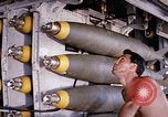 Standbild Flieger Bombe in der Nähe der Bucht von B-52-Bomber D Thailand, 1969, aus Sekunde 13 historischem Filmmaterial Videoclip 65675039076
