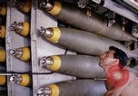 Standbild Flieger Bombe in der Nähe der Bucht von B-52-Bomber D Thailand, 1969, aus Sekunde 32 historischem Filmmaterial Videoclip 65675039076