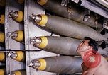 Standbild Flieger Bombe in der Nähe der Bucht von B-52-Bomber D Thailand, 1969, aus Sekunde 39 historischem Filmmaterial Videoclip 65675039076