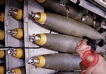 Standbild Flieger Bombe in der Nähe der Bucht von B-52-Bomber D Thailand, 1969, aus Sekunde 41 historischem Filmmaterial Videoclip 65675039076