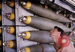 Standbild Flieger Bombe in der Nähe der Bucht von B-52-Bomber D Thailand, 1969, aus Sekunde 51 historischem Filmmaterial Videoclip 65675039076