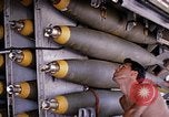 Standbild Flieger Bombe in der Nähe der Bucht von B-52-Bomber D Thailand, 1969, aus Sekunde 57 historischem Filmmaterial Videoclip 65675039076