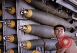 Standbild Flieger Bombe in der Nähe der Bucht von B-52-Bomber D Thailand, 1969, aus Sekunde 61 historischem Filmmaterial Videoclip 65675039076