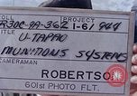 Standbild Thailändische Arbeiter verwendet Schraubenschlüssel an der Bombe fuze Brunnen U-Tapao Royal Thai Air Force Base Thailand, 1969, aus Sekunde 14 historischem Filmmaterial Videoclip 65675039077