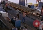 Standbild Munition Handhabung team U-Tapao Royal Thai Air Force Base Thailand, 1969, aus Sekunde 50 historischem Filmmaterial Videoclip 65675039078