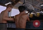 Standbild Air Force Munition Handler U-Tapao Royal Thai Air Force Base Thailand, 1969, aus Sekunde 22 historischem Filmmaterial Videoclip 65675039079