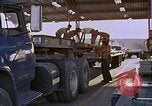 Standbild Air Force Munition Handler U-Tapao Royal Thai Air Force Base Thailand, 1969, aus Sekunde 46 historischem Filmmaterial Videoclip 65675039079