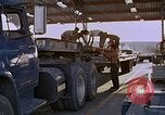 Standbild Air Force Munition Handler U-Tapao Royal Thai Air Force Base Thailand, 1969, aus Sekunde 47 historischem Filmmaterial Videoclip 65675039079