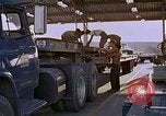 Standbild Air Force Munition Handler U-Tapao Royal Thai Air Force Base Thailand, 1969, aus Sekunde 49 historischem Filmmaterial Videoclip 65675039079