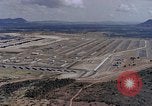 Immagine di Munizioni area di storage U Tapao-Royal Thai Air Force Base della Thailandia, 1969, secondo 35 filmato di repertorio 65675039081