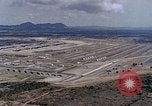 Immagine di Munizioni area di storage U Tapao-Royal Thai Air Force Base della Thailandia, 1969, secondo 41 filmato di repertorio 65675039081