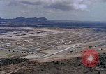 Immagine di Munizioni area di storage U Tapao-Royal Thai Air Force Base della Thailandia, 1969, secondo 42 filmato di repertorio 65675039081