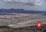 Immagine di Munizioni area di storage U Tapao-Royal Thai Air Force Base della Thailandia, 1969, secondo 44 filmato di repertorio 65675039081