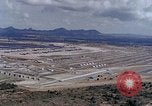 Immagine di Munizioni area di storage U Tapao-Royal Thai Air Force Base della Thailandia, 1969, secondo 47 filmato di repertorio 65675039081