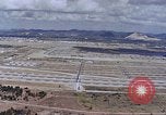Immagine di Munizioni area di storage U Tapao-Royal Thai Air Force Base della Thailandia, 1969, secondo 55 filmato di repertorio 65675039081