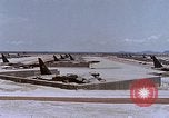 Immagine di Funzionamento luce di arco U Tapao-Royal Thai Air Force Base della Thailandia, 1969, secondo 7 filmato di repertorio 65675039082